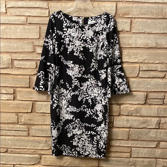 Calvin Klein Elegant Black and White Floral Dress Size 12 - Picture 3 of 12